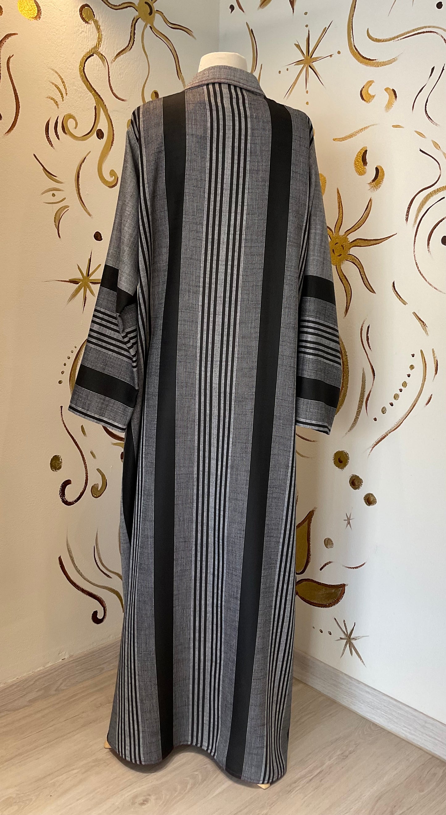 Gray Sadu Abaya