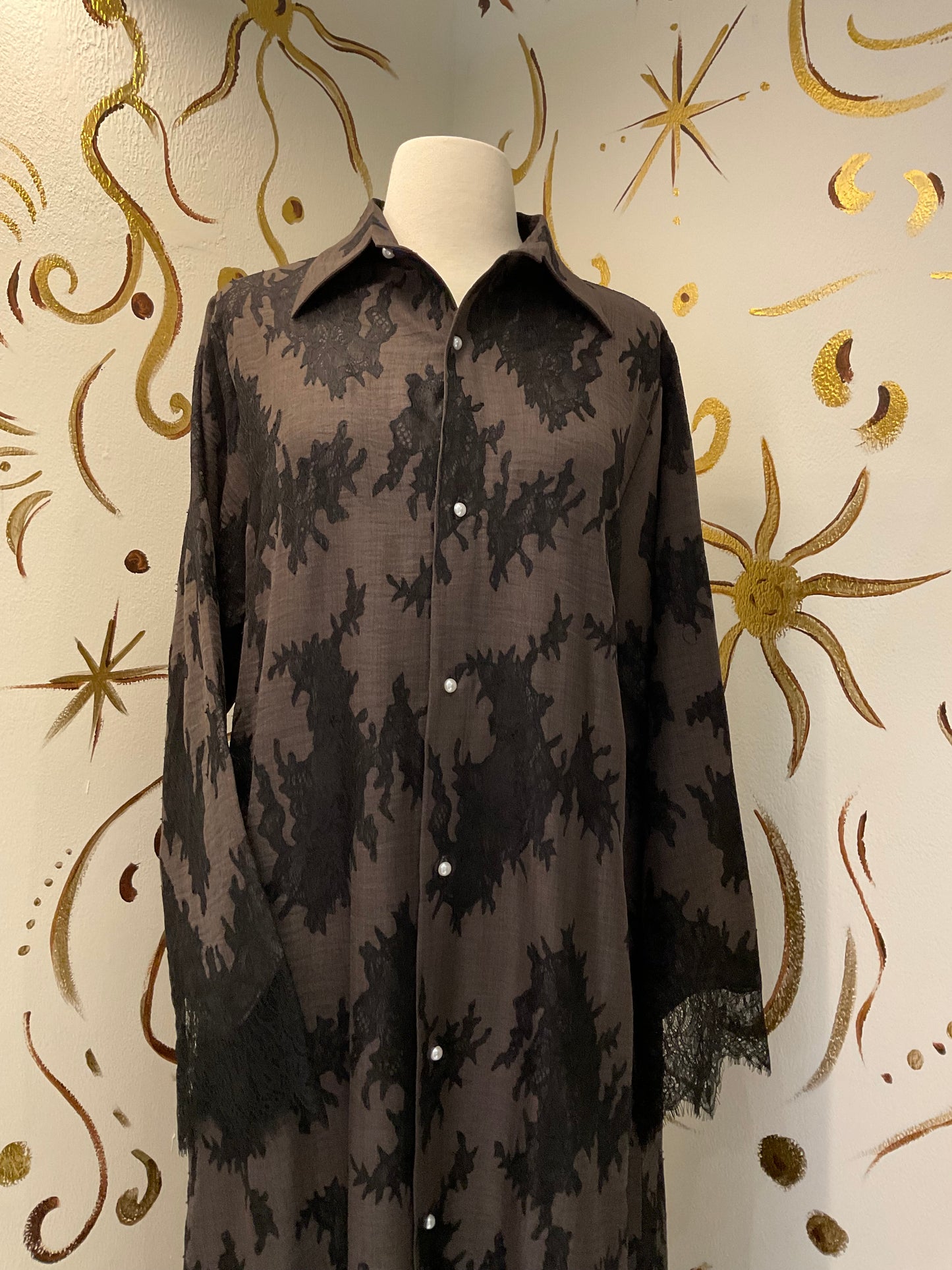 Laced-Abaya